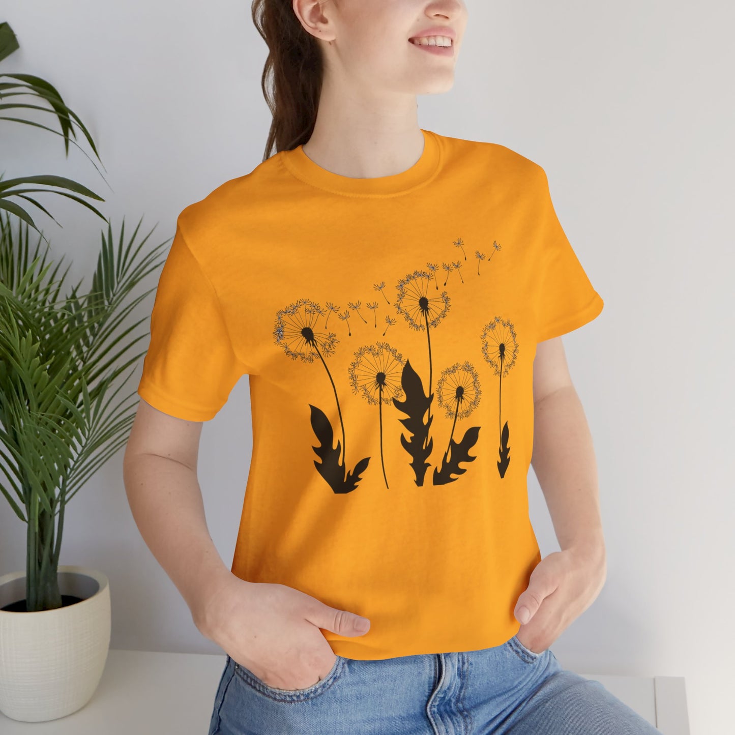 Dandelion Women's Crew Neckline Short Sleeve Tee, Summer Clothes Women, Short Sleeve Crew Neck T-Shirt for Summer, Women's Clothing, Women's Top for casual wear, Unisex, Men and Women Jersey Short Sleeve Tee.